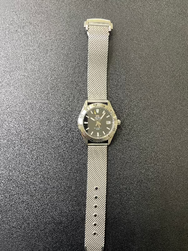 Bracciale in acciaio 316L modello 007 Shark con sgancio rapido e chiusura deployante, ansa 20 mm.