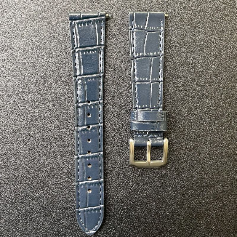 Cinturino in vera pelle con stampa coccodrillo, disponibile in 6 colori, ansa 18mm/20mm, con sgancio rapido.