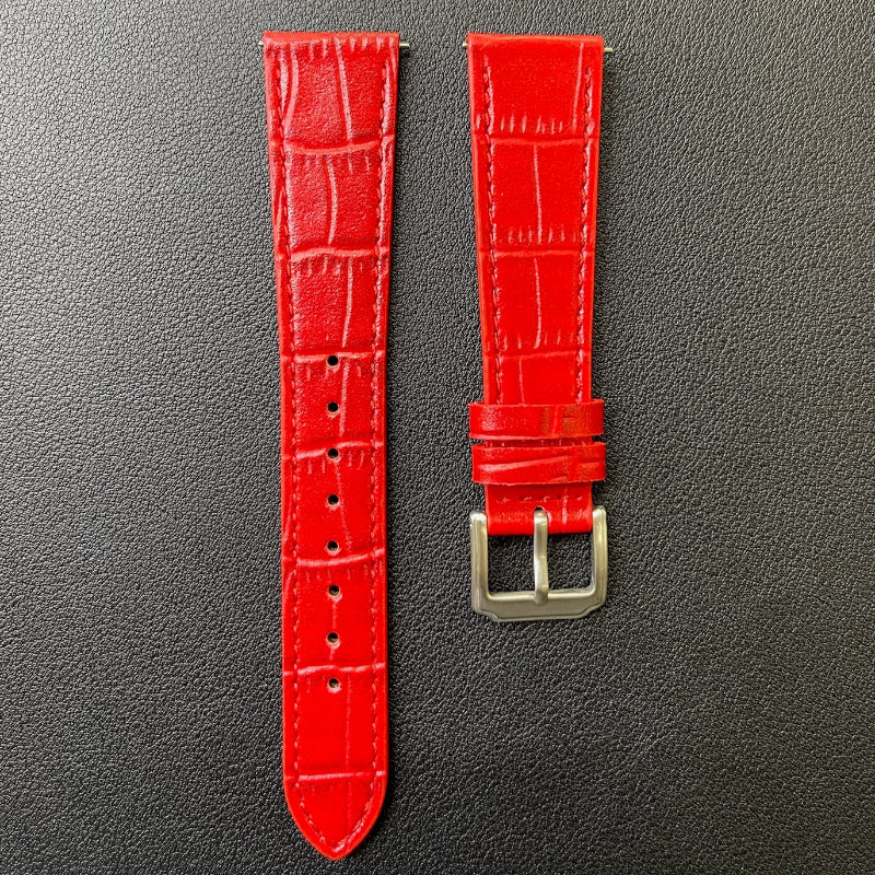 Cinturino in vera pelle con stampa coccodrillo, disponibile in 6 colori, ansa 18mm/20mm, con sgancio rapido.